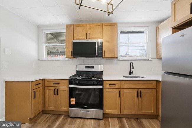 Photo - 806 Bordentown Rd