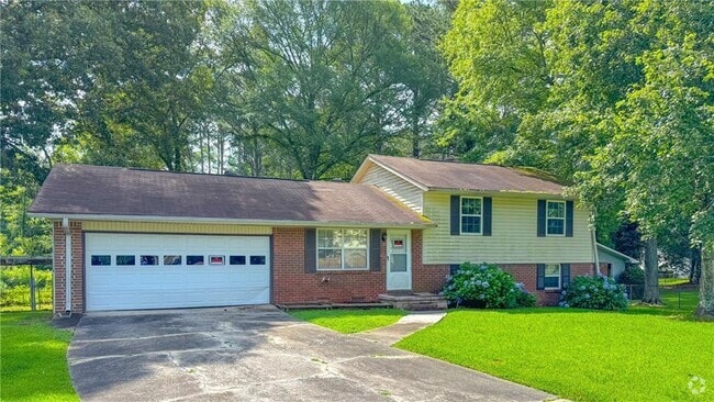 Building Photo - 105 Crystal River Dr Rental