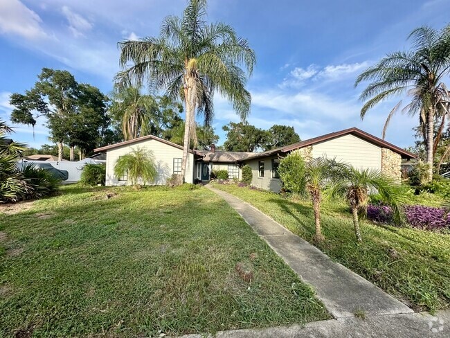 Building Photo - 107 Maplewood Dr Rental