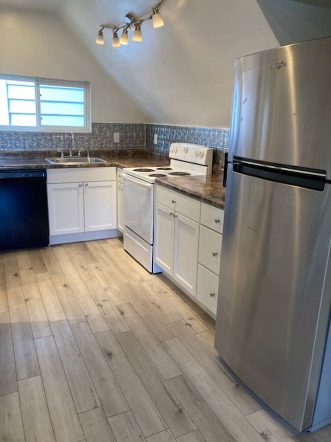 Photo - 306 S 27th St Unidad 306 1/2