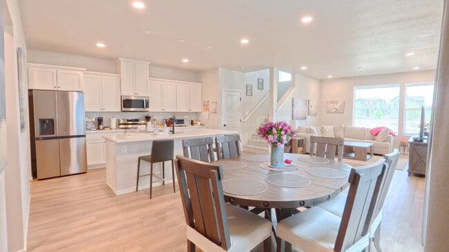 Photo - 6126 Saddle Horn Dr