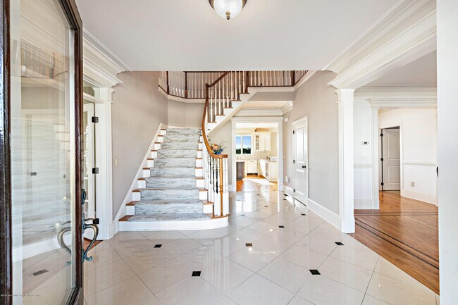 Photo - 30 Columbus Dr