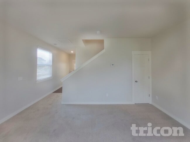 Photo - 4822 Kingdom Dr