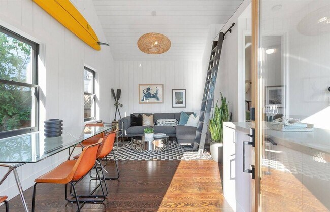 Photo - 1658 48th Ave