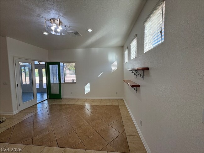 Photo - 128 Torchwood Ln