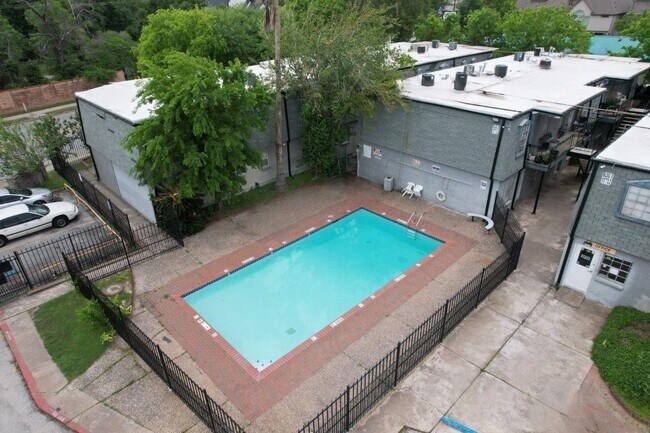 9745 Long Point Rd Unit 6