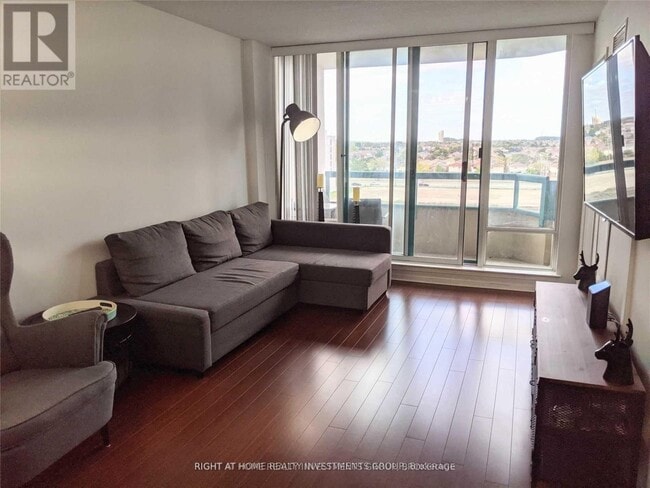 Photo - 550 Webb Dr Unité 812