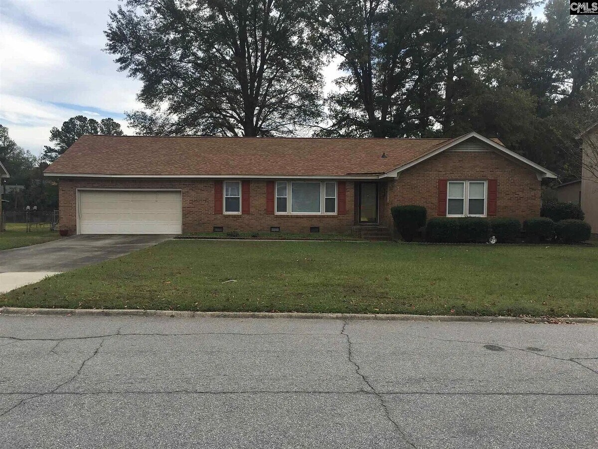 Photo - 215 Laurel Meadows Dr