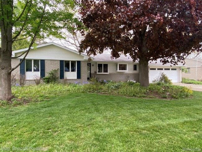 Photo - 316 Paragon Ave