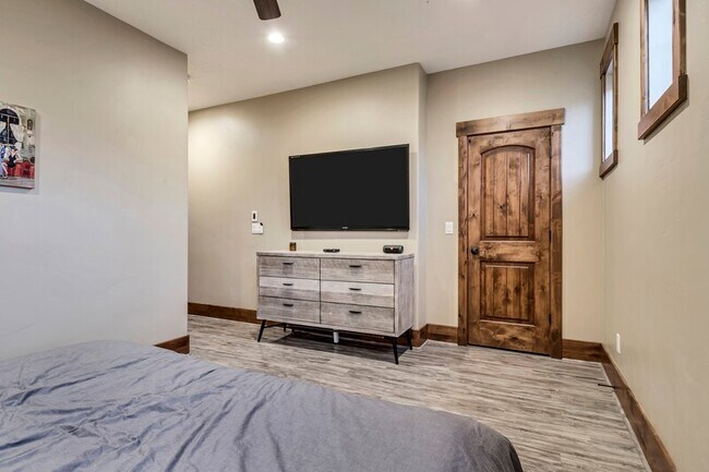 Photo - 13412 Alexis Dr