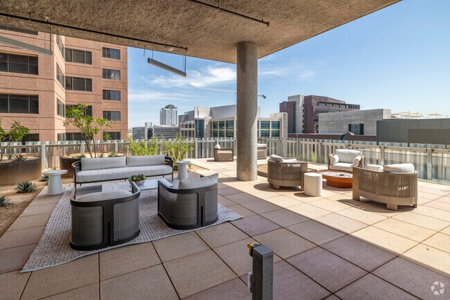 7th Floor Sky Deck