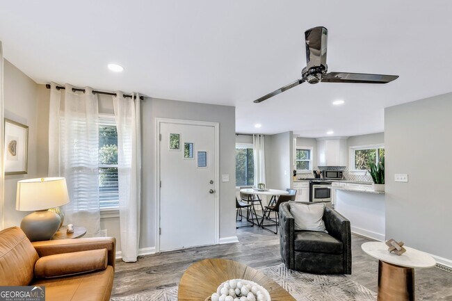 Photo - 811 Old Powder Springs Rd SW