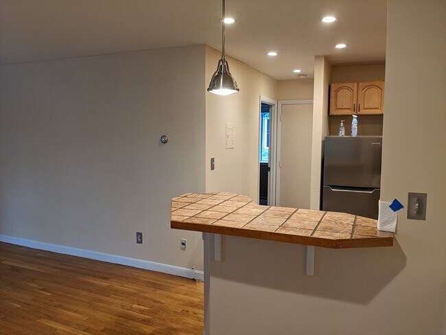 Photo - 38 Allston St Unidad 7##