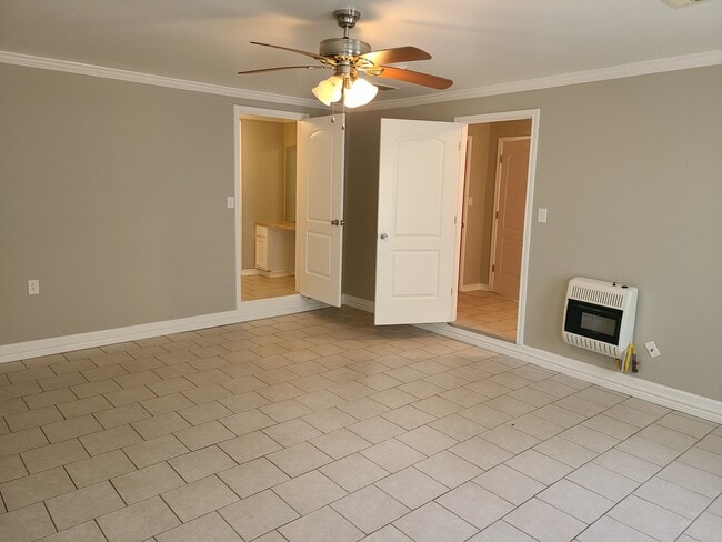 Photo - 917 Linda Ln