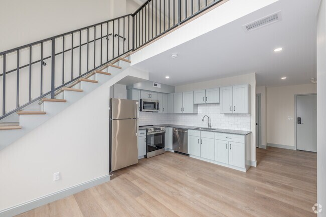 3BR, 1.5BA - 1,139SF - Kitchen