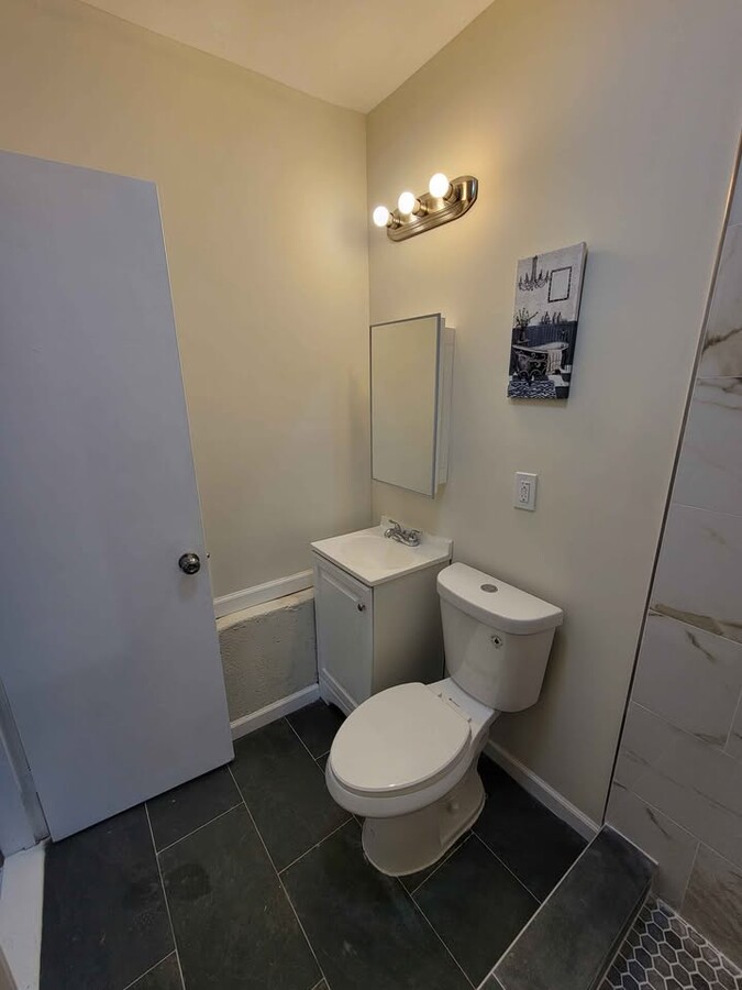 Photo - 351 Wicks Rd Unidad 1