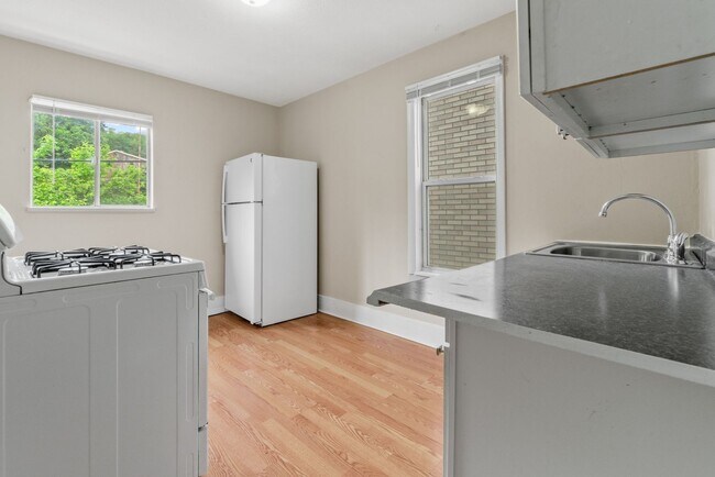 Photo - 91 F St Unit 91-2