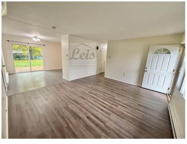 Photo - 1449 Skylark Dr