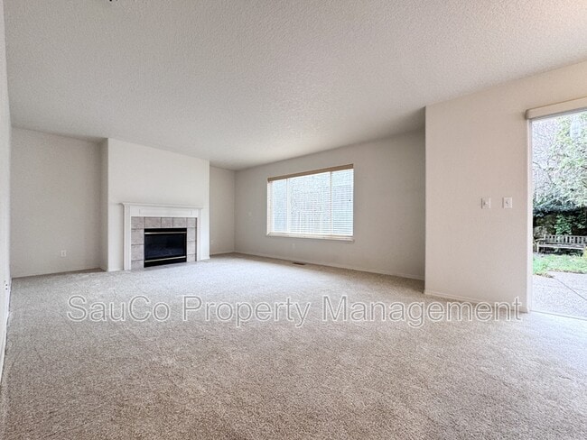 Photo - 16933 NW Arizona Dr