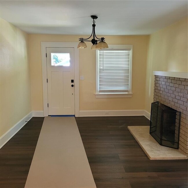 Photo - 2710 2nd Ave N