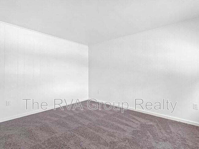 Photo - 1500 Luther Blvd