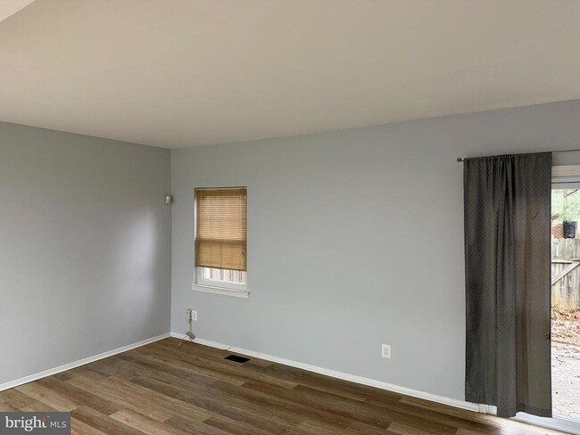 Photo - 11573 Sullnick Way