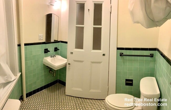 Photo - 504 Beacon St Unit 34