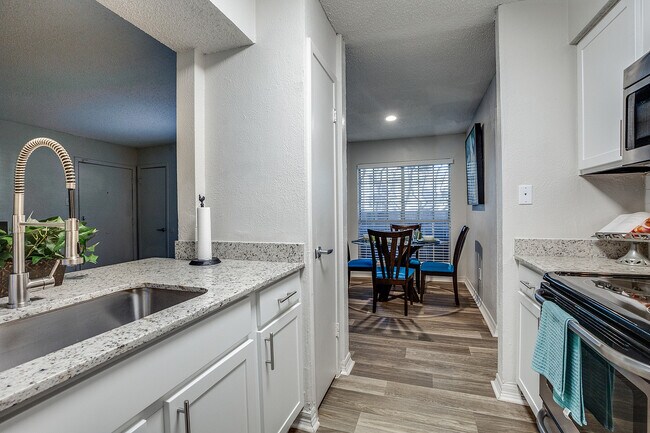 Willow - Kitchen - Eastgrove Apartments