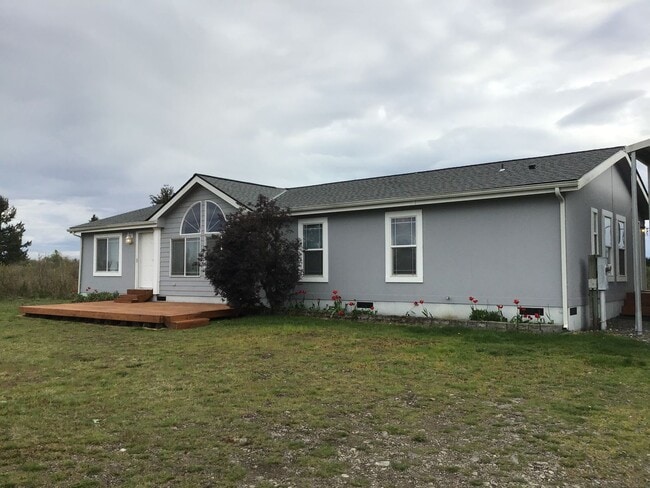 Photo - Available for Immediate Move-In!  3 Bed/2 Bath in Yelm!