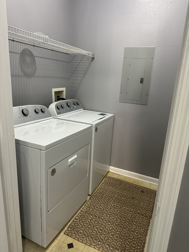 Photo - 8819 Villa View Cir Unit 207