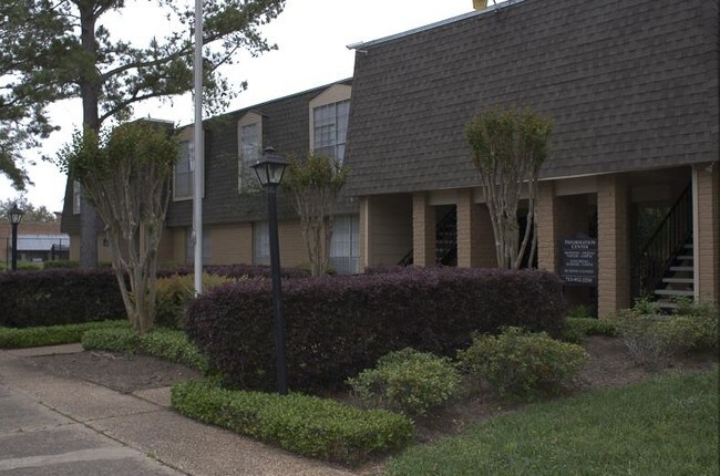 Adorable Pointe - Adorable Pointe Apartments