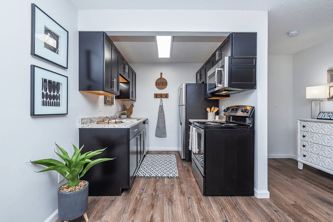 Photo - Weaver Farm Apartments