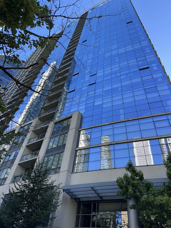 Building Photo - 201 N Westshore Dr Unit 1202