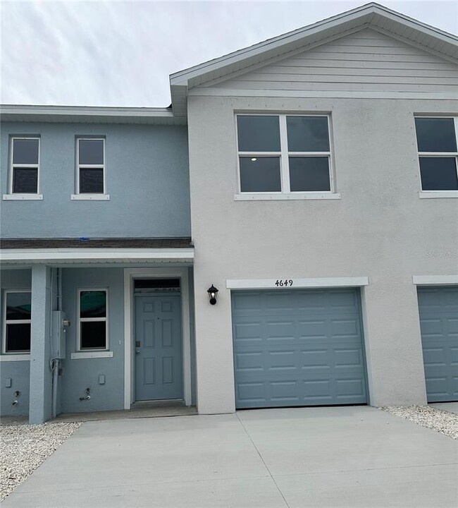 Photo - 4649 Pleasant Ave Townhome