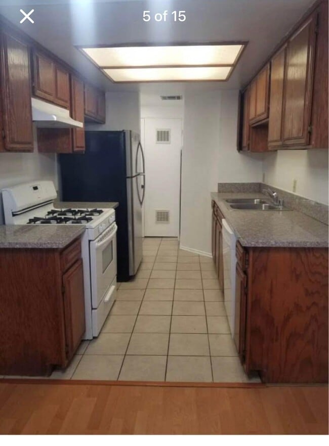 Photo - 413 N Jackson St Unit 8
