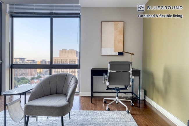 Photo - 4918 St Elmo Ave Unidad FL14-ID674