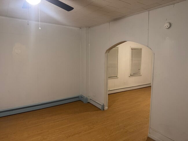 Photo - 710 Walnut St