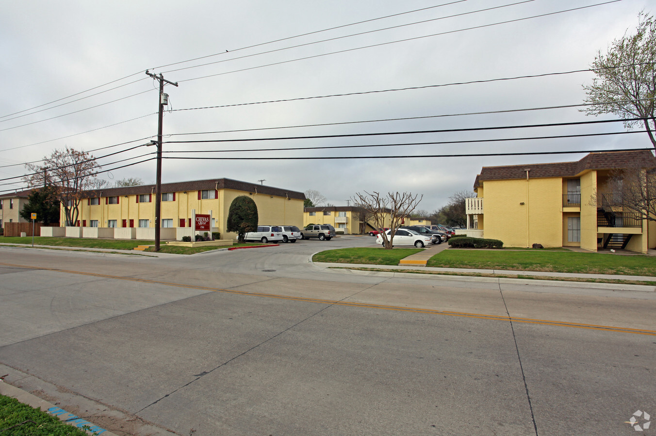 Chivas West Apartments - Chivas West Apartments