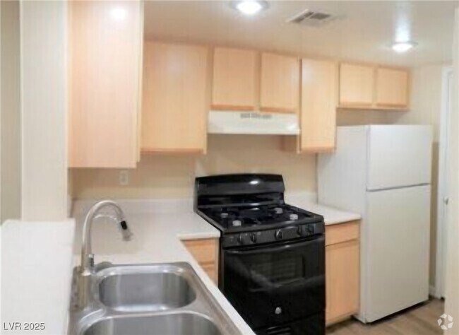 Building Photo - 1830 N Pecos Rd Unit 131 Rental