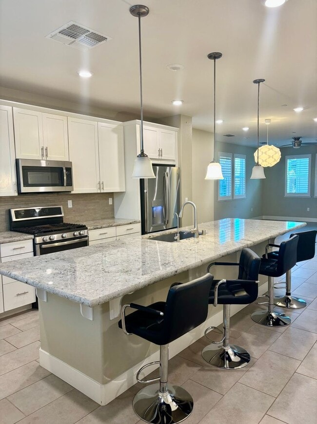 Photo - Must see beautiful and large Townhome in Dublin- Close to Everything!