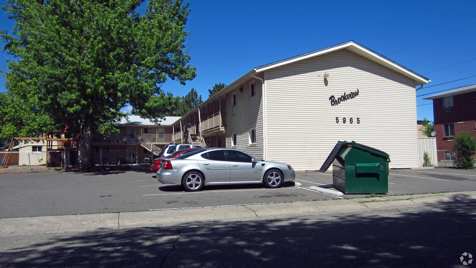 Photo - Brookview