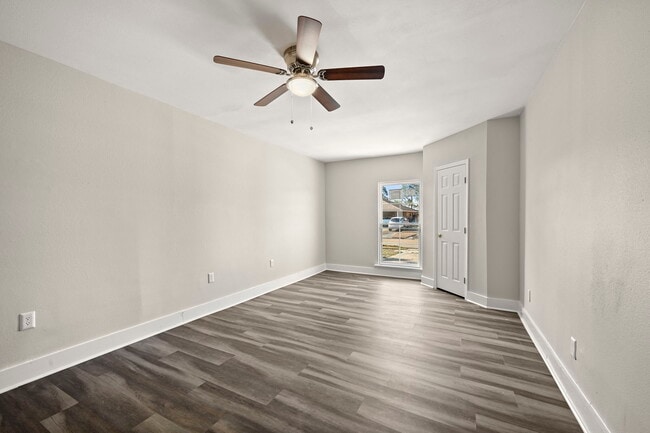 Photo - 9219 Baronne Dr