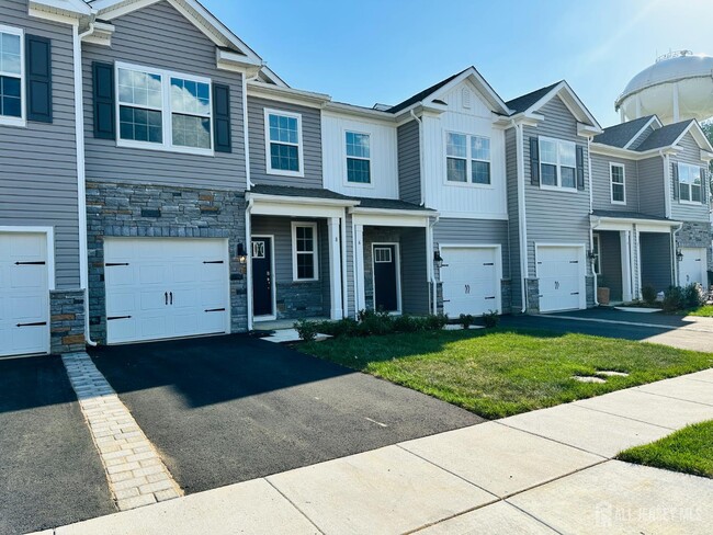 Photo - 8 Elenor Ln