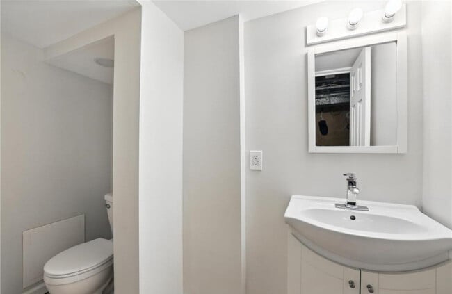 Photo - 188 Cleveland Ave S