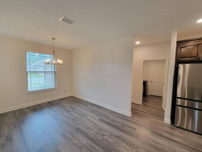 Photo - 5221 Gaineswood Dr