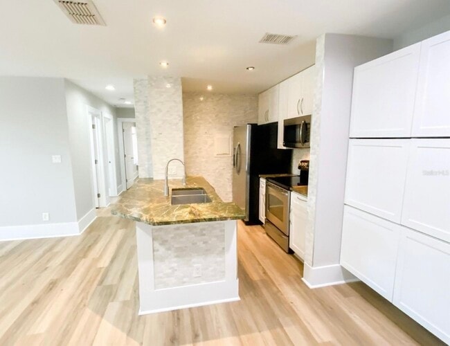 Photo - 1400 Gandy Blvd N Unidad 1013