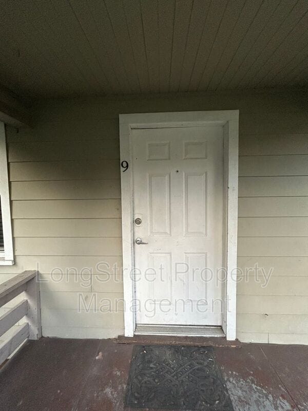 Photo - 11380 SW Greenburg Rd