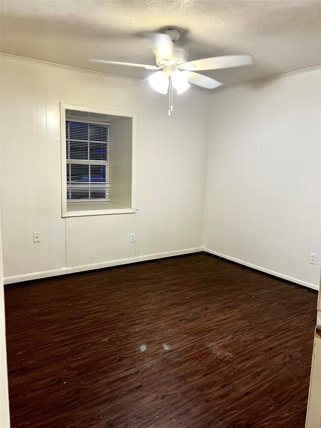 Photo - 1014 E 23rd St