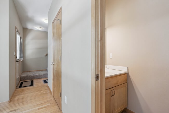 Photo - 1894 N Dubuque Rd