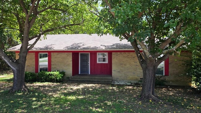 Building Photo - 1777 Highway 1187 Rental